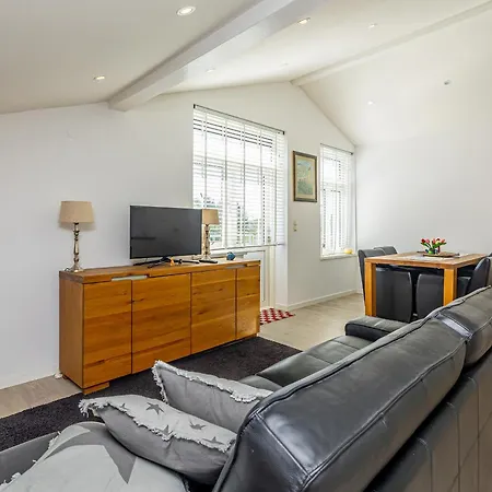 Advima With Private Heated Pool Apartament *