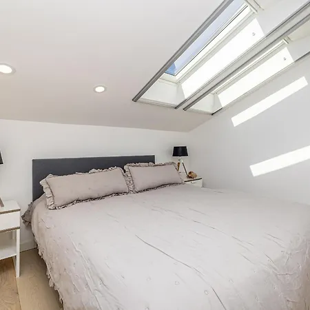 Apartament Advima With Private Heated Pool Gostinjac